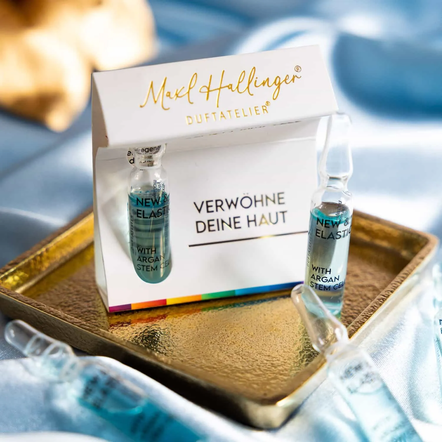 SERUM AMPULLE IM KARTON - Vegane Maxl Hallinger Serum-Ampulle für Feuchtigkeit, Regeneration & Anti-Aging, stilvoll verpackt im hochwertigen Geschenk-Karton. Hochwertige Gesichtspflege für strahlende Haut & entspannte Wohlfühlmomente